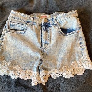 Charlotte Russe Flower Lined Denim Shorts